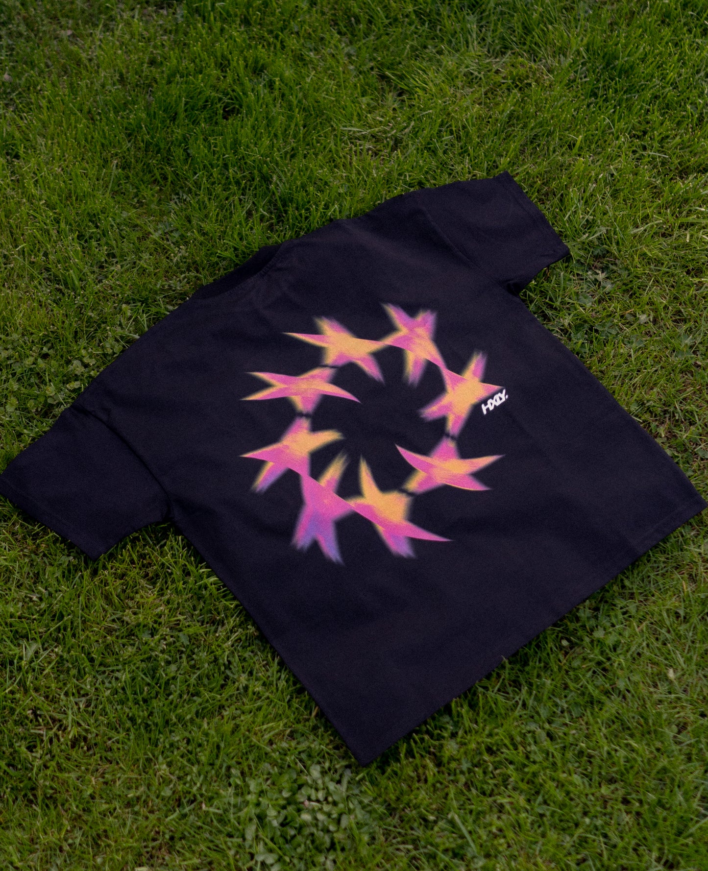 STARS CIRCLE T-SHIRT